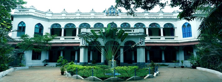 Chettinadu Mansion - Kanadukathan 01.jpg